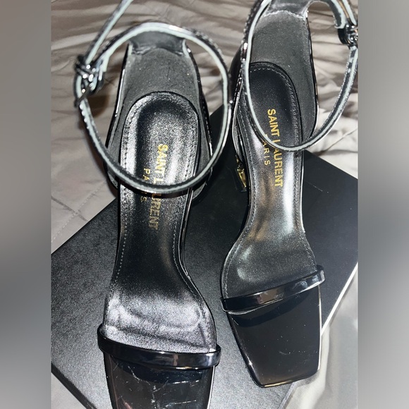 Opium Crest Heels